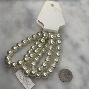 Belk Heavy Ivory Pearl Elastic Bracelet Trio